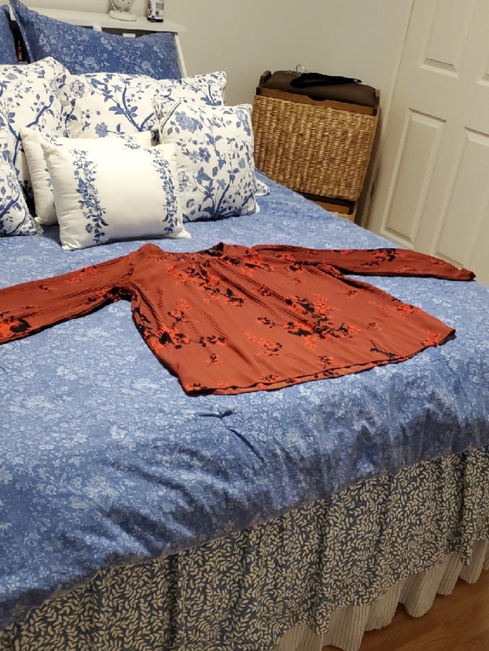 CURATED BY RUA'H KIBRIYA: Softly Pleated Top, Dark Red/Red Orange/Black Flowers